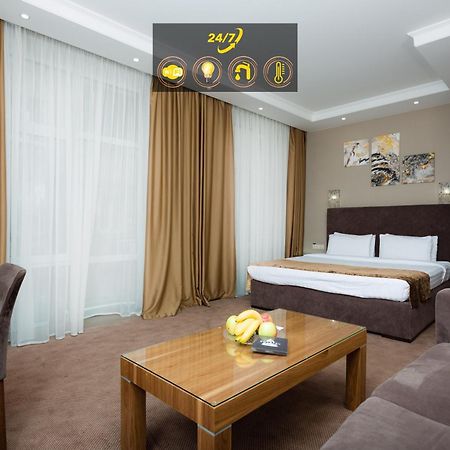 Crystal Hotel Киев Екстериор снимка